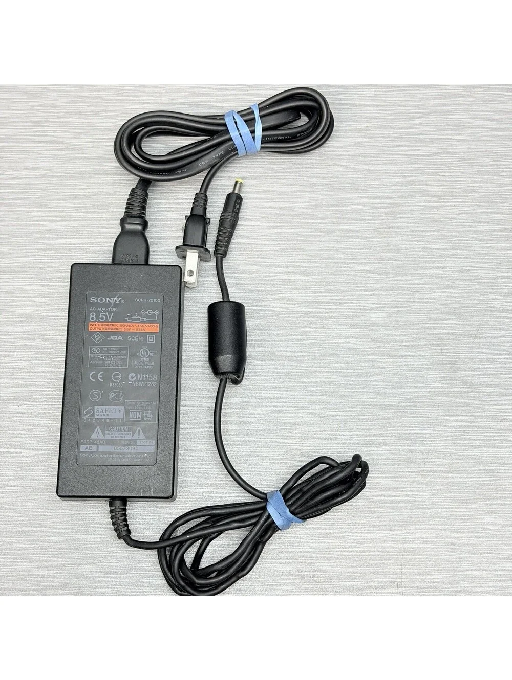 Geniune Sony Model SCPH-79100 Output 8.5V 4.5A AC Power Supply AC Adapter